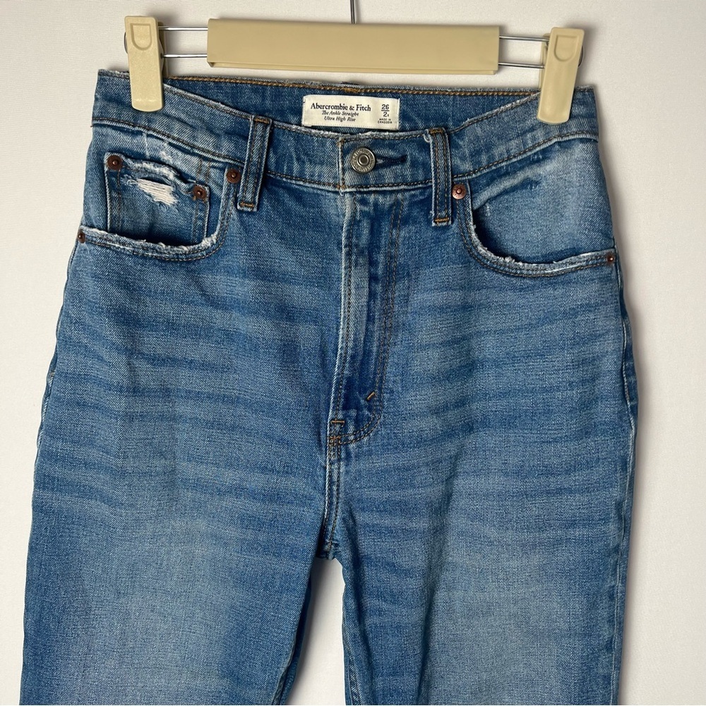 Abercrombie & Fitch Women’s The Ankle Straight Ultra High Rise Jeans 2/26 Reg - Picture 2 of 10